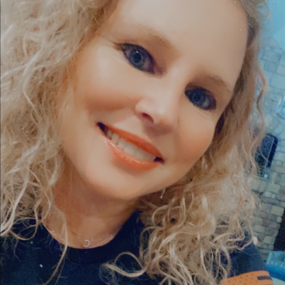 Meet your Posher, Carlene